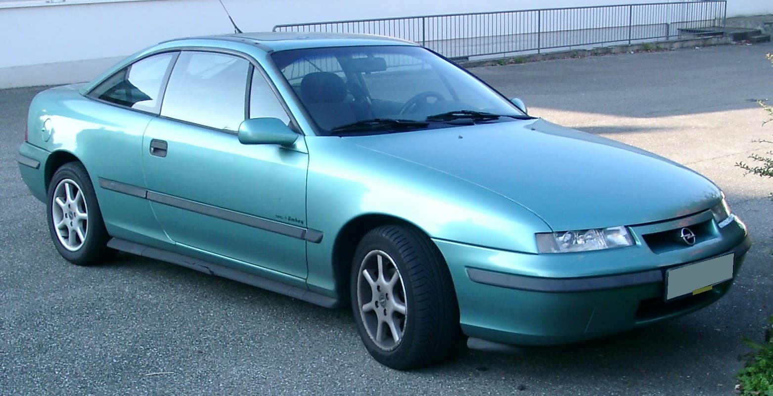 Opel Calibra, vedere fata trei sferturi